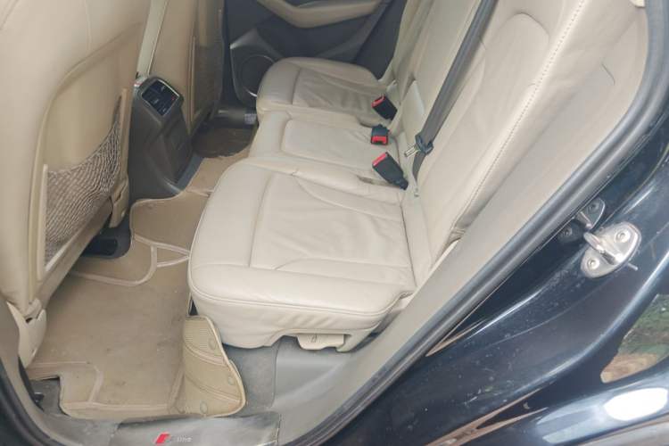 Used Audi Q5 2012 2.0TFSI Comfort Version Left Rear Seat