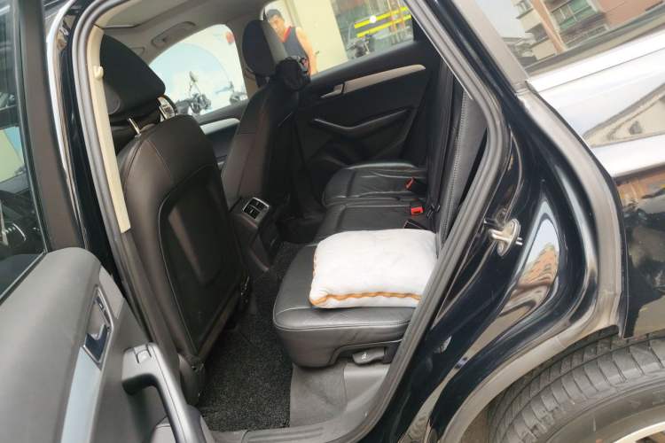 Used Audi Q5 2012 2.0TFSI Technology Model Left Rear Seat