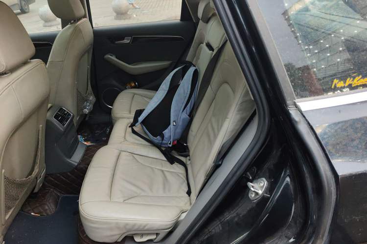 Used Audi Q5 2012 2.0TFSI Comfort Version Left Rear Seat
