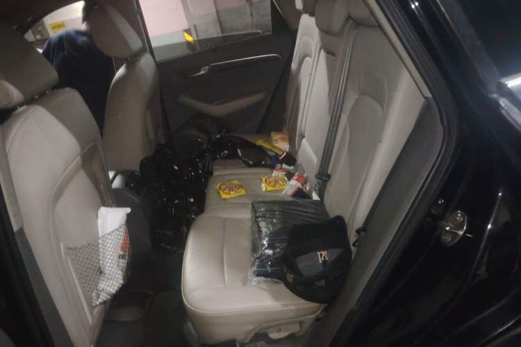 Used Audi Q5 2012 2.0TFSI Luxury Edition Left Rear Seat