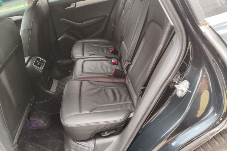Used Audi Q5 2012 2.0TFSI Technology Model Left Rear Seat