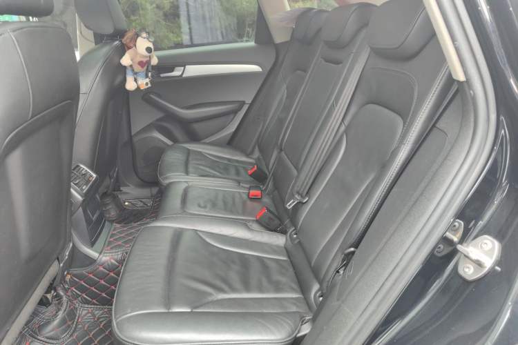 Used Audi Q5 2012 2.0TFSI Technology Model Left Rear Seat