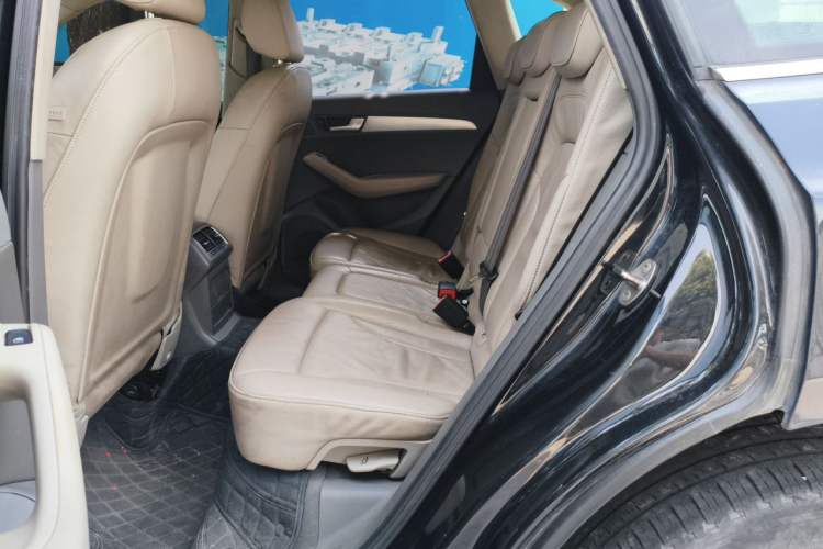 Used Audi Q5 2012 2.0TFSI Technology Model Left Rear Seat