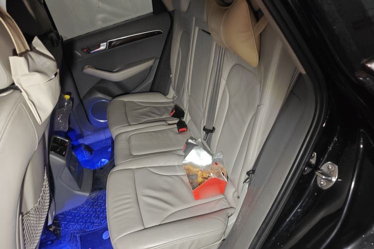 Used Audi Q5 2012 2.0TFSI Comfort Version Left Rear Seat