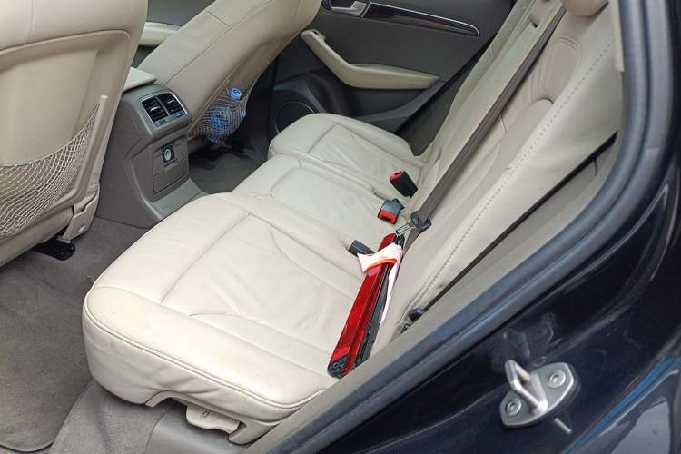 Used Audi Q5 2012 2.0TFSI Comfort Version Left Rear Seat
