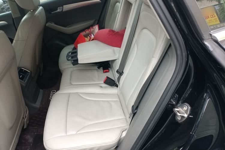 Used Audi Q5 2012 2.0TFSI Technology Model Left Rear Seat