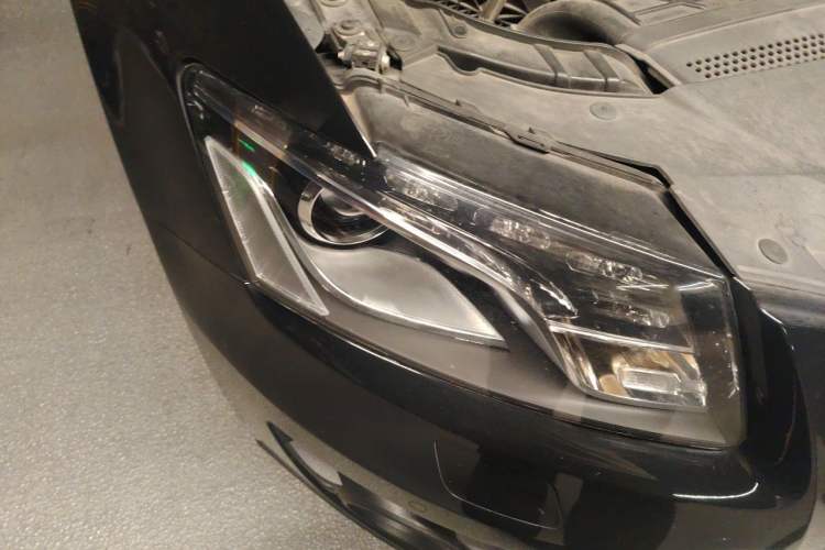 Used Audi Q5 2012 2.0TFSI Technology Model Right Front Headlight