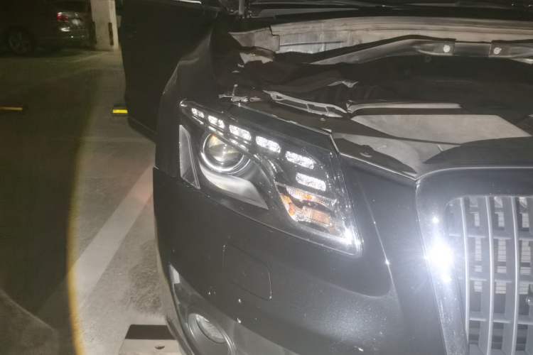 Used Audi Q5 2012 2.0TFSI Technology Model Right Front Headlight