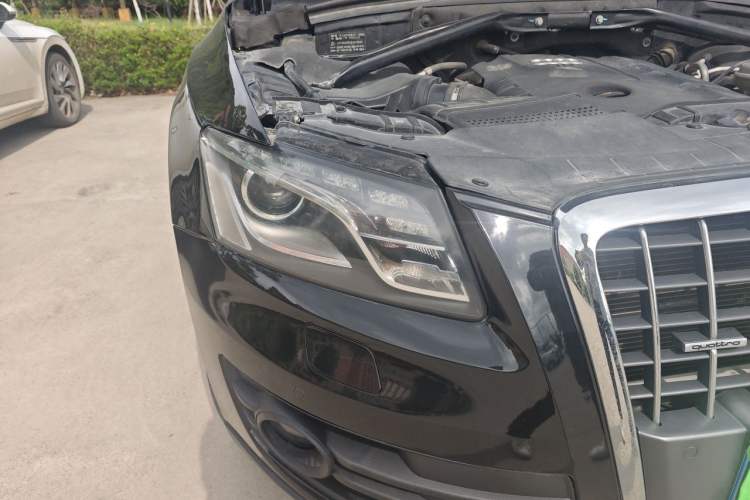 Used Audi Q5 2012 2.0TFSI Technology Model Right Front Headlight
