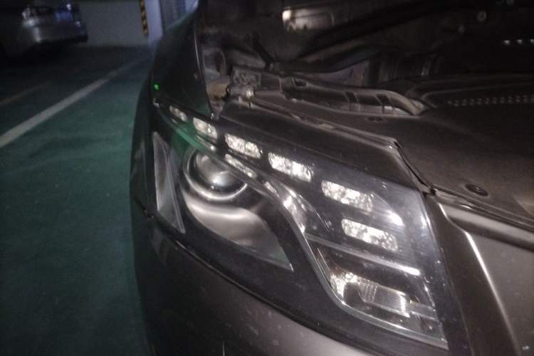 Used Audi Q5 2012 2.0TFSI Trendy Edition Right Front Headlight