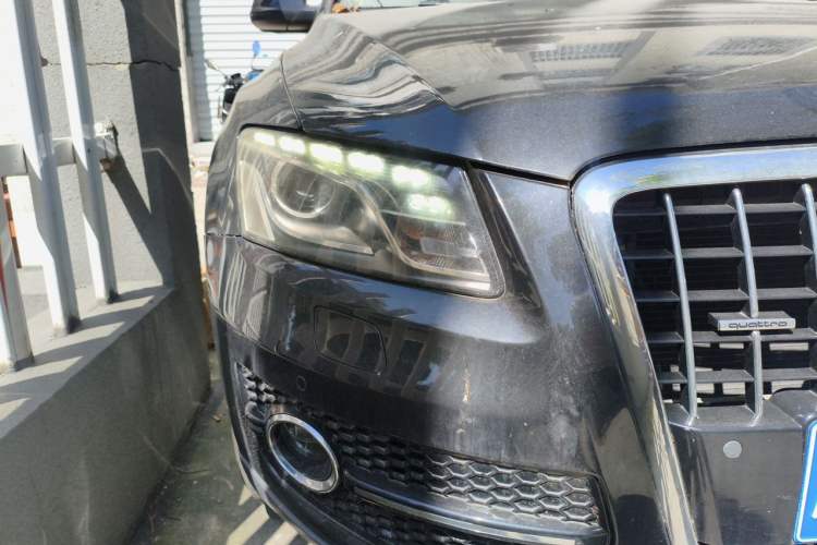Used Audi Q5 2012 2.0TFSI Technology Model Right Front Headlight