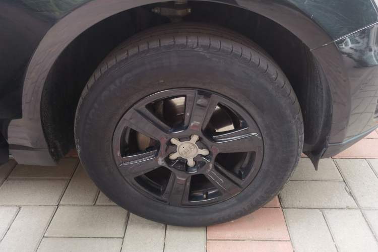 Used Audi Q5 2012 2.0TFSI Trendy Edition Right Front Wheel Hub