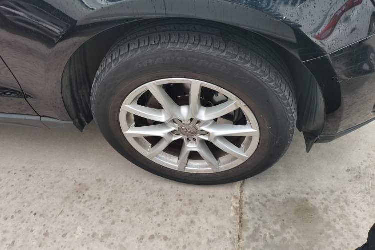 Used Audi Q5 2012 2.0TFSI Comfort Version Right Front Wheel Hub