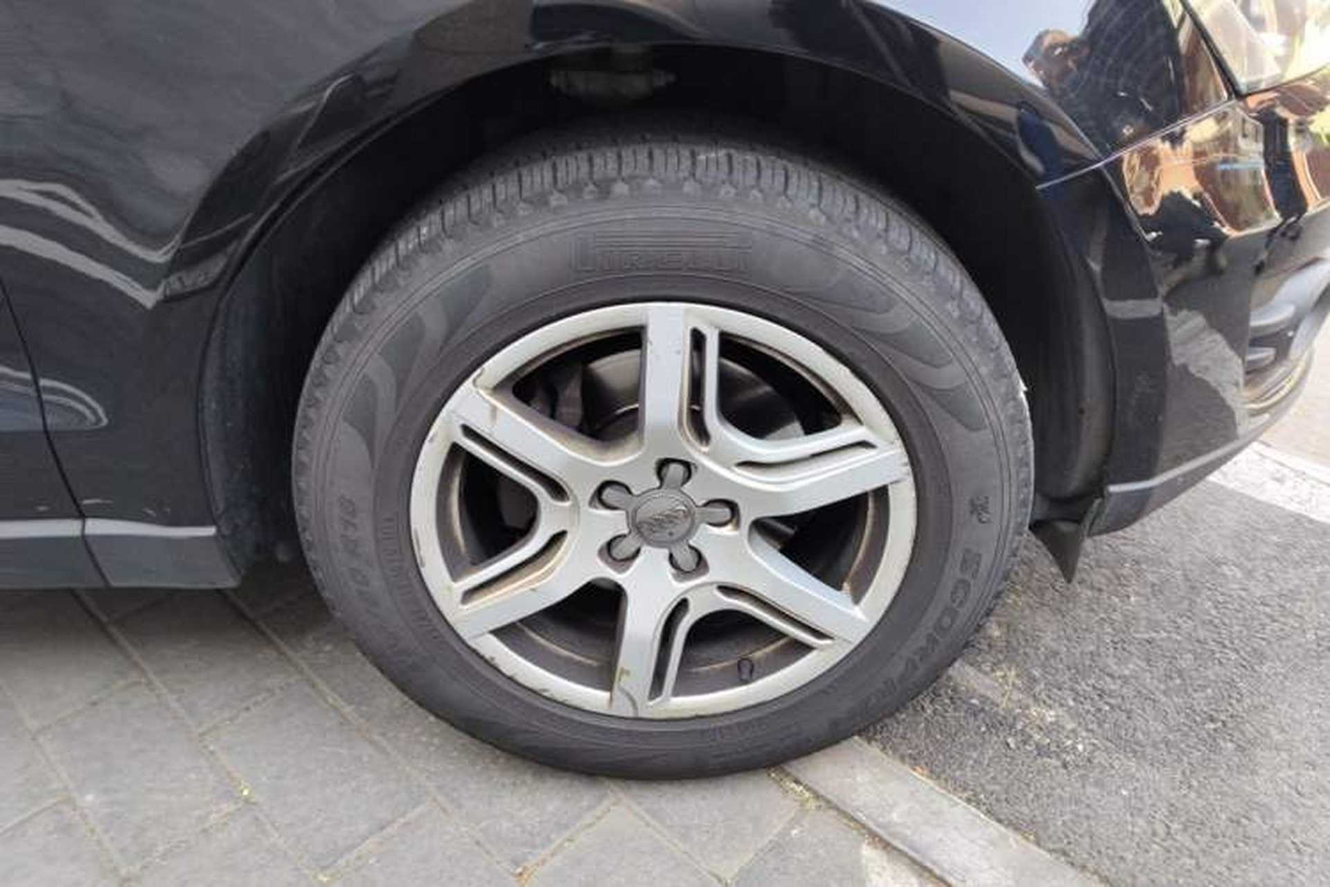 Used Audi Q5 2012 2.0TFSI Technology Model Right Front Wheel Hub