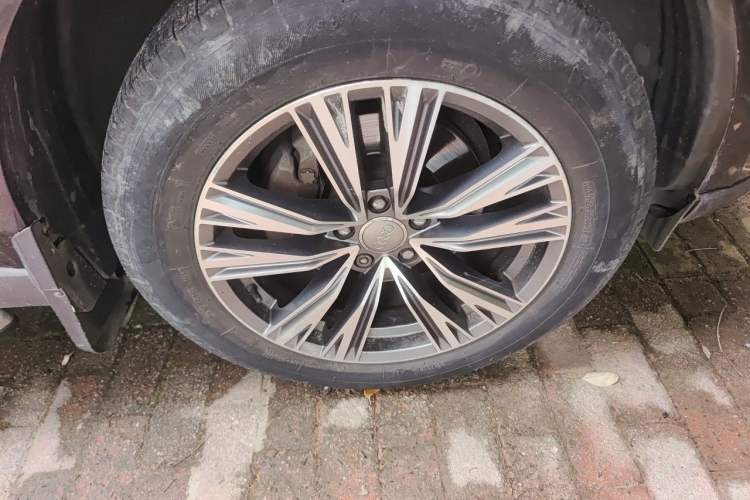 Used Audi Q5 2012 2.0TFSI Technology Model Right Front Wheel Hub