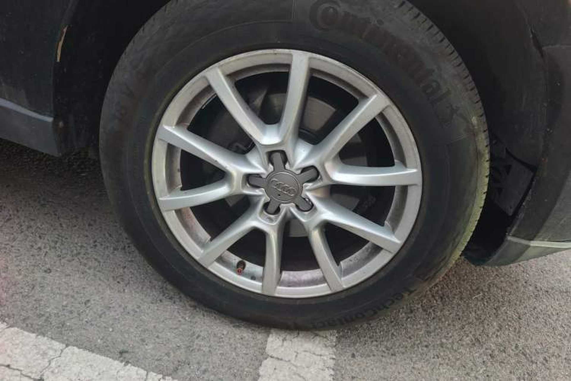Used Audi Q5 2012 2.0TFSI Comfort Version Right Front Wheel Hub