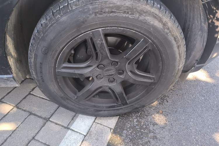 Used Audi Q5 2012 2.0TFSI Technology Model Right Front Wheel Hub