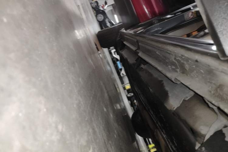 Used Audi Q5 2012 2.0TFSI Technology Model Right Side Sill