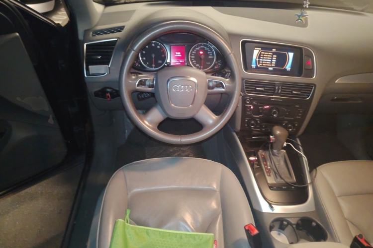 Used Audi Q5 2012 2.0TFSI Technology Model Steering Wheel