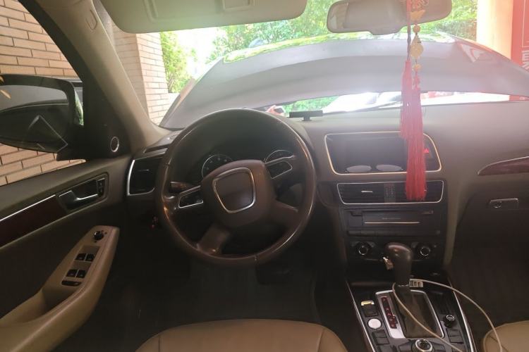 Used Audi Q5 2012 2.0TFSI Comfort Version Steering Wheel