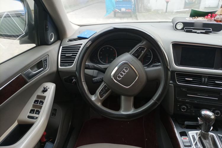 Used Audi Q5 2012 2.0TFSI Comfort Version Steering Wheel
