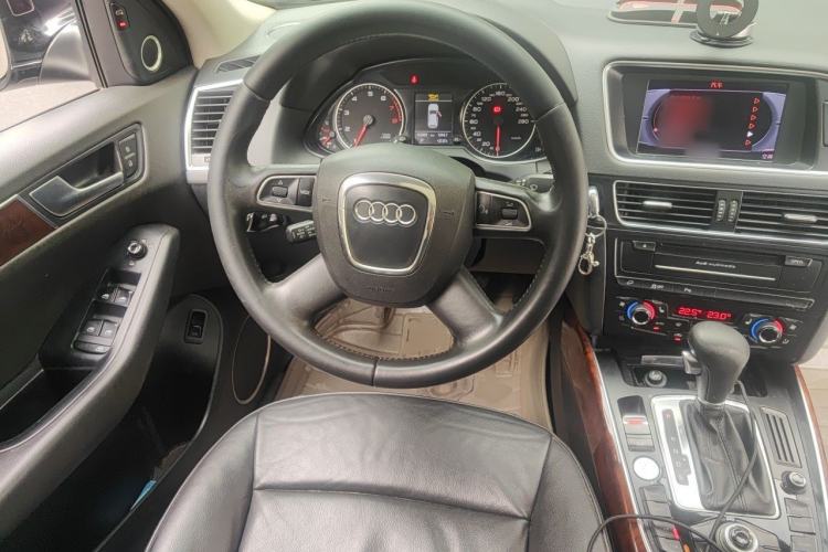 Used Audi Q5 2012 2.0TFSI Comfort Version Steering Wheel