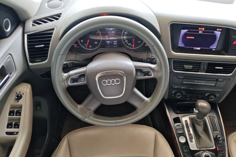 Used Audi Q5 2012 2.0TFSI Comfort Version Steering Wheel