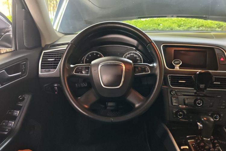 Used Audi Q5 2012 2.0TFSI Technology Model Steering Wheel