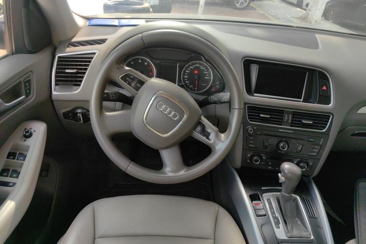 Used Audi Q5 2012 2.0TFSI Technology Model Steering Wheel
