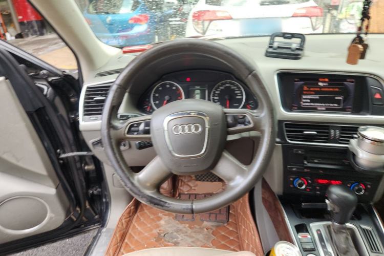Used Audi Q5 2012 2.0TFSI Technology Model Steering Wheel