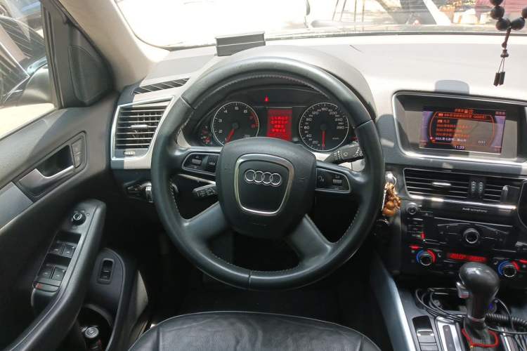 Used Audi Q5 2012 2.0TFSI Technology Model Steering Wheel