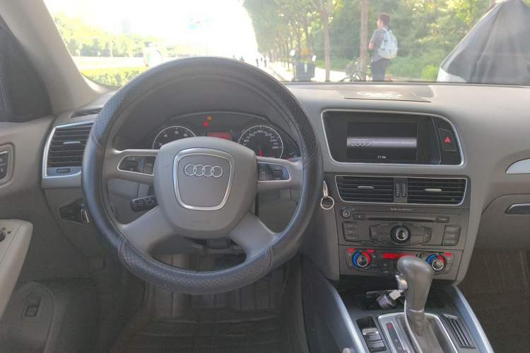 Used Audi Q5 2012 2.0TFSI Technology Model Steering Wheel