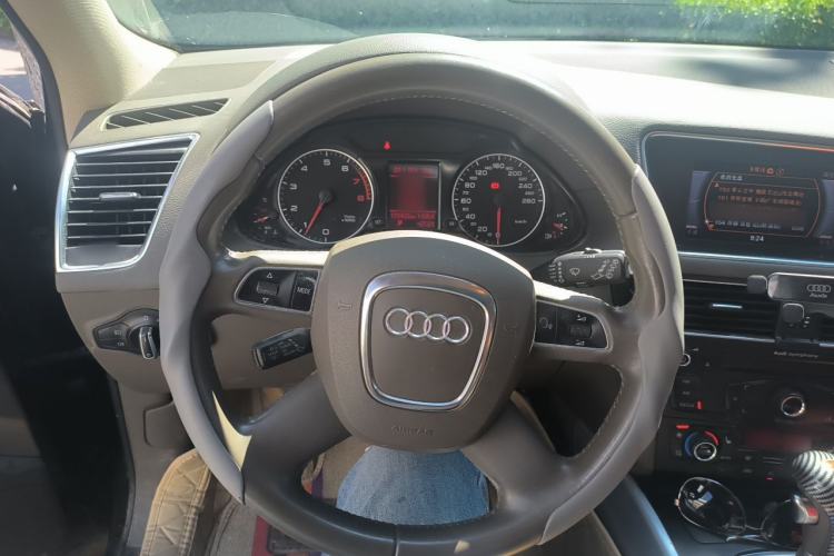 Used Audi Q5 2012 2.0TFSI Technology Model Steering Wheel