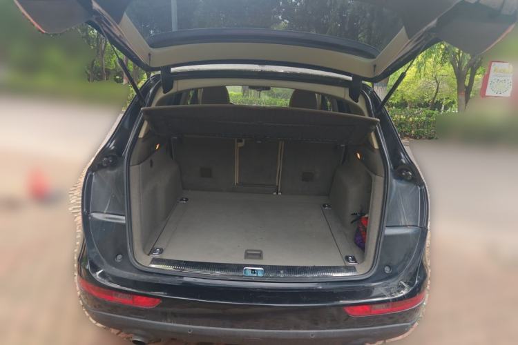 Used Audi Q5 2012 2.0TFSI Comfort Version Trunk