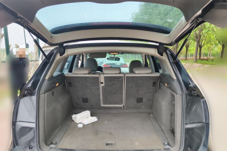 Used Audi Q5 2012 2.0TFSI Technology Model Trunk