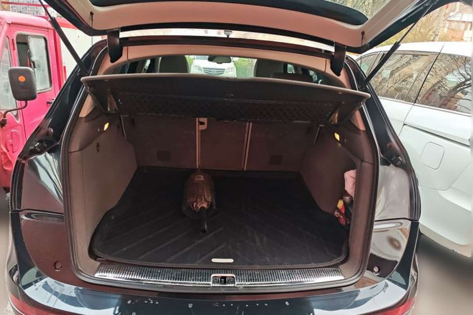 Used Audi Q5 2012 2.0TFSI Comfort Version Trunk