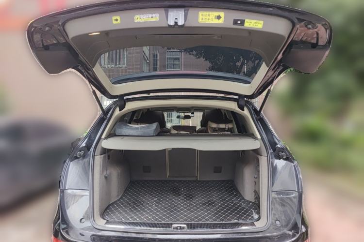 Used Audi Q5 2012 2.0TFSI Technology Model Trunk