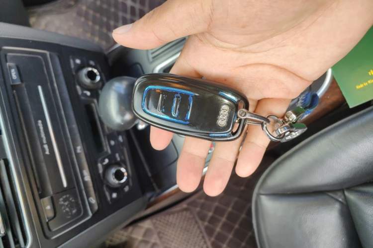 Used Audi Q5 2012 2.0TFSI Comfort Version Vehicle Key