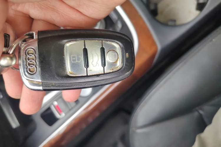 Used Audi Q5 2012 2.0TFSI Comfort Version Vehicle Key