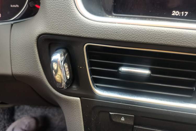 Used Audi Q5 2012 2.0TFSI Comfort Version Vehicle Key