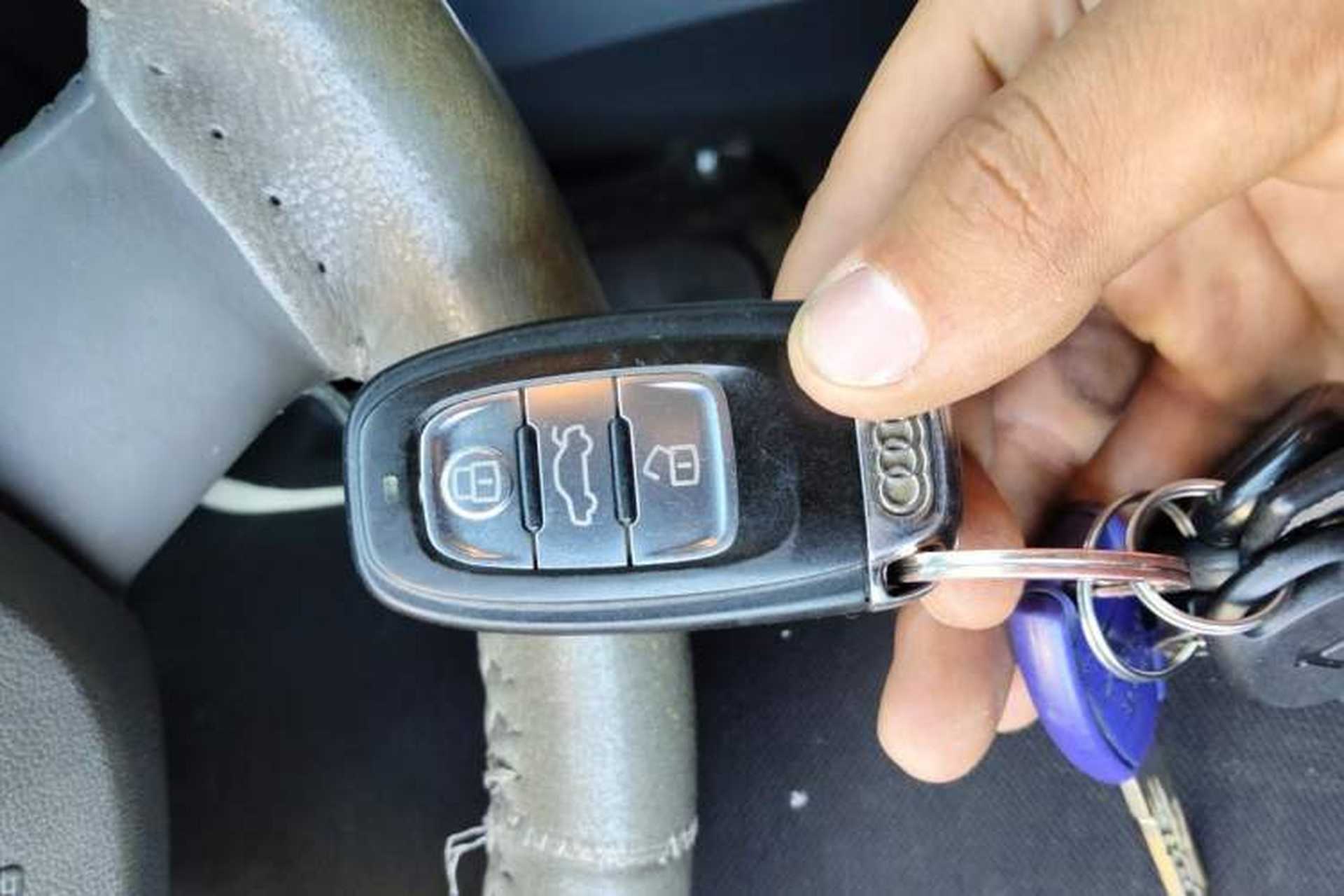 Used Audi Q5 2012 2.0TFSI Technology Model Vehicle Key