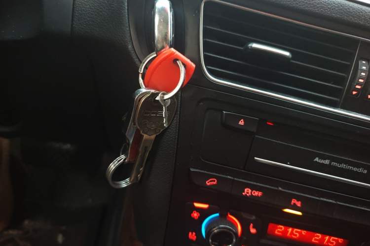 Used Audi Q5 2012 2.0TFSI Comfort Version Vehicle Key
