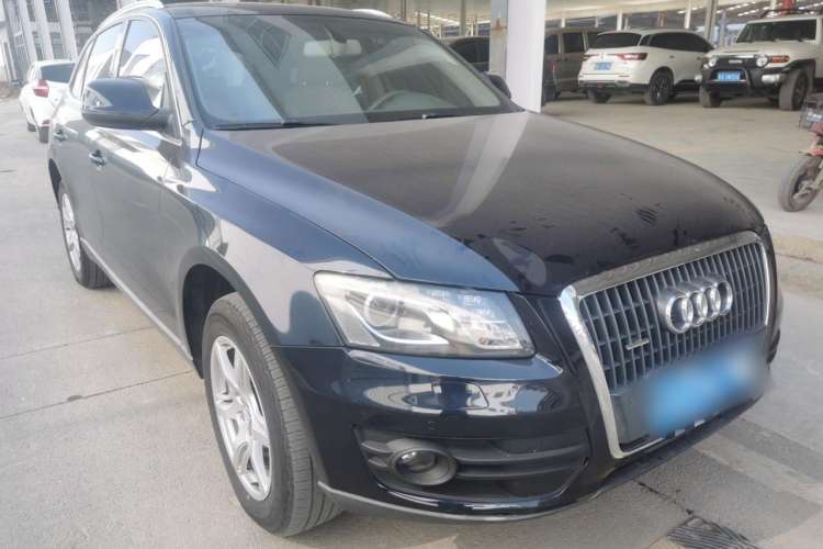 Used Audi Q5 2012 2.0TFSI Technology Model Front Right 45 Deg