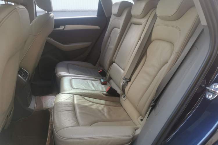 Used Audi Q5 2012 2.0TFSI Technology Model Left Rear Seat