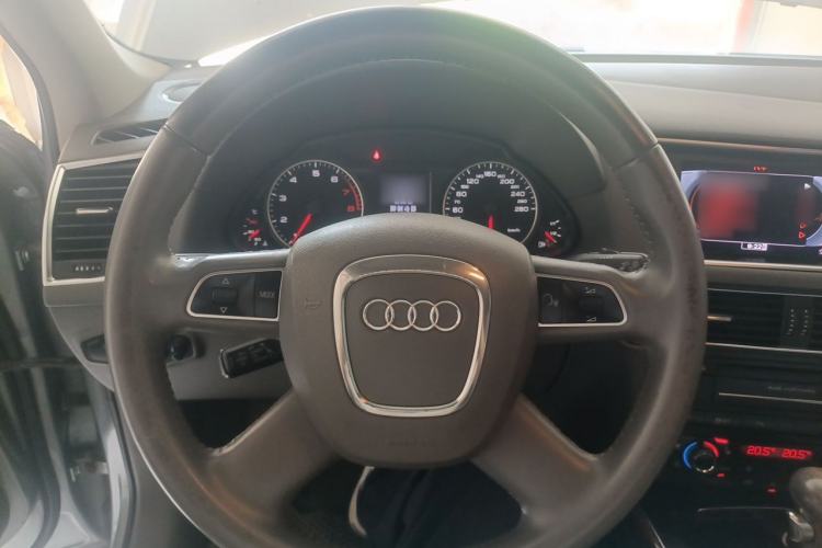 Used Audi Q5 2012 2.0TFSI Comfort Version Steering Wheel
