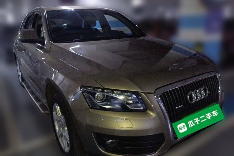 Used Audi Q5 2012 2.0TFSI Technology Model Front Right 45 Deg