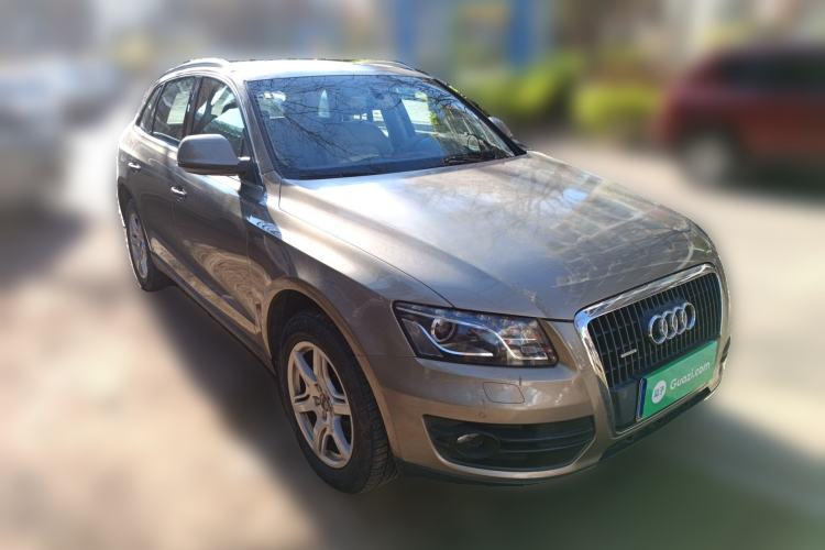 Used Audi Q5 2012 2.0TFSI Comfort Version Front Right 45 Deg