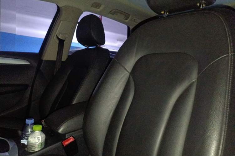 Used Audi Q5 2012 2.0TFSI Technology Model Left Front Seat