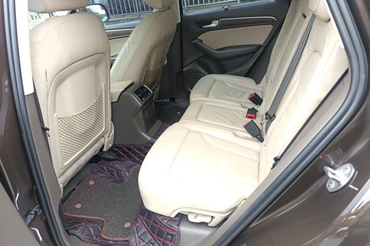 Used Audi Q5 2012 2.0TFSI hybrid Left Rear Seat