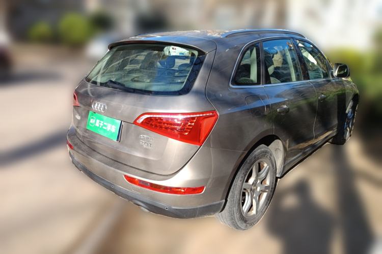 Used Audi Q5 2012 2.0TFSI Comfort Version Rear Right 45 Deg